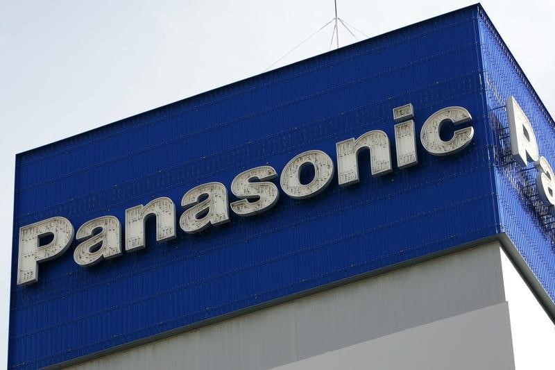 &copy; Reuters.  Panasonic,  kokpit ve elektronik sistemler üreten otomotiv bölümünden Apollo Global'e hisse satacak