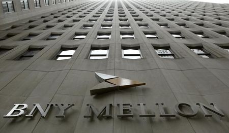 Bank of New York Mellon largely held by institutional investors