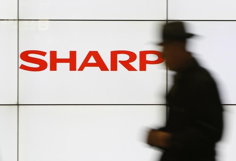 &copy; Reuters.  Sharp to start two-day board meeting on Foxconn's $5.9 billion offer - sources 