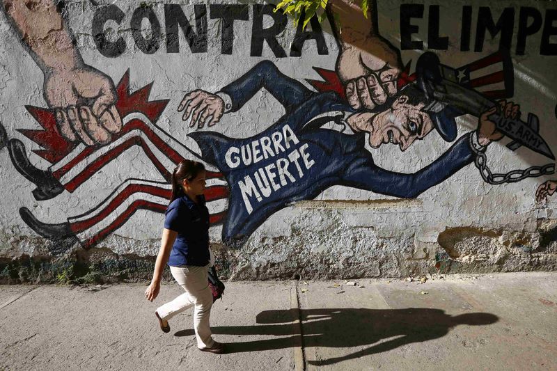&copy; Reuters.  Headhunters woo low-cost Venezuela talent amid crisis