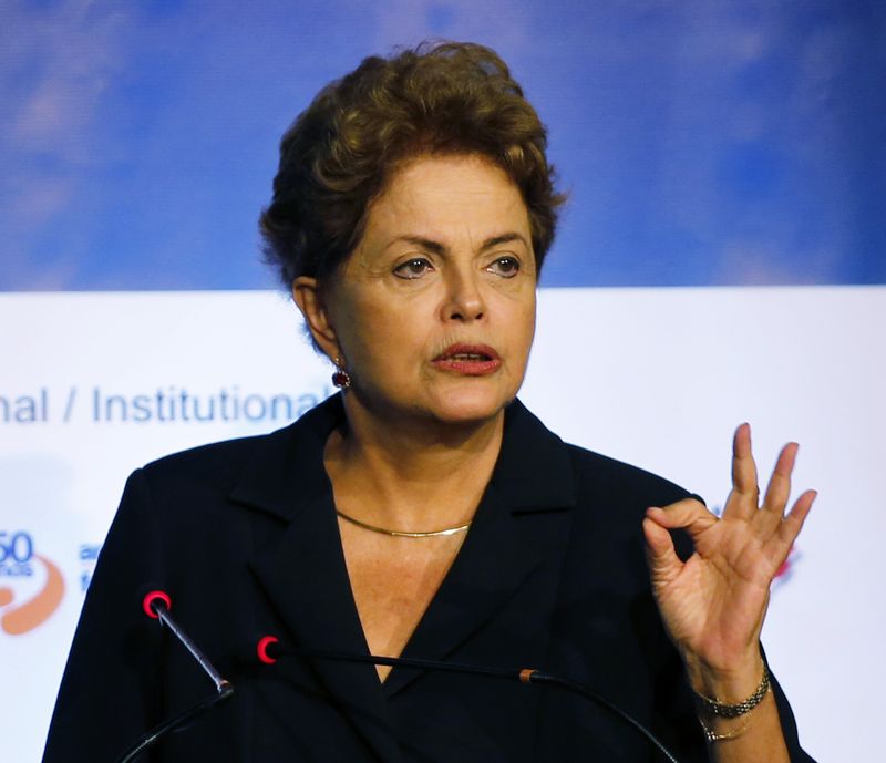 &copy; Reuters.  Dilma diz que não pode garantir que 2016 será uma situação maravilhosa
