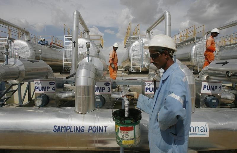&copy; Reuters.  Exclusive: Deal for new Sri Lanka oil refinery will take at least a year to finalize - investor