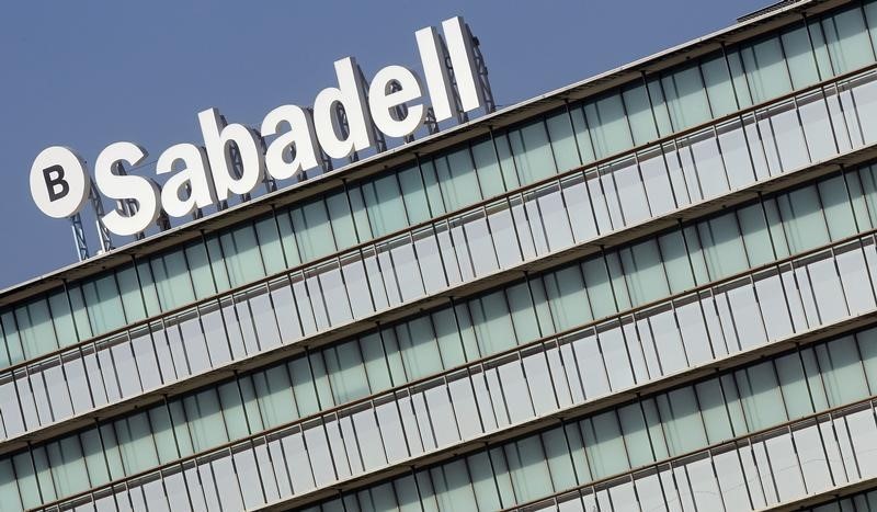 Futuros mixtos; Banco Sabadell y BBVA cancelan la fusión