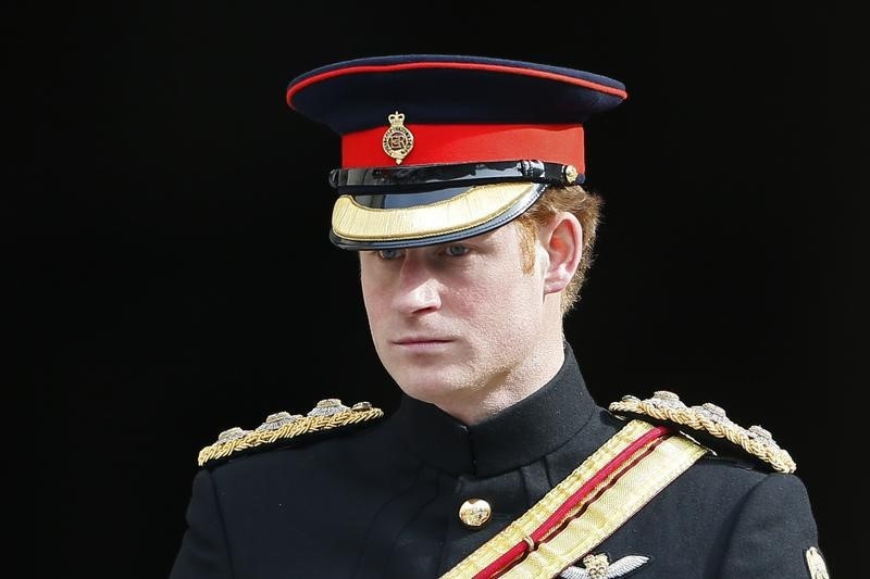 &copy; Reuters.  Harry is most popular UK royal, but world not bothered by wedding-poll