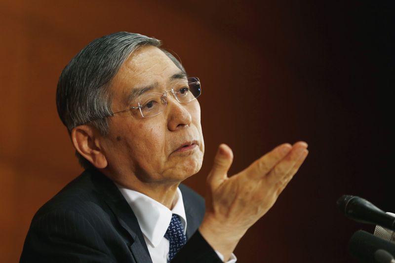 &copy; Reuters.  Банк Японии делает все необходимое, чтобы выиграть битву против дефляции - глава ЦБ