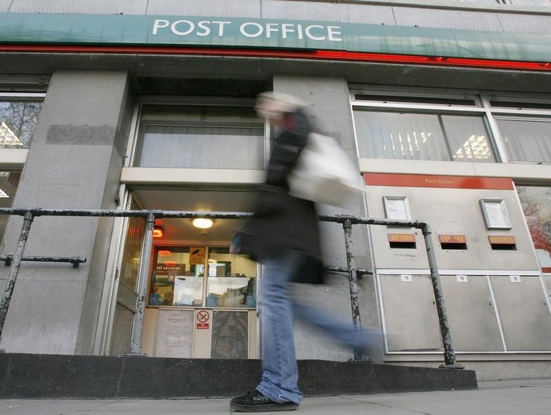 &copy; Reuters.  Сотрудники британской почты готовятся к забастовке