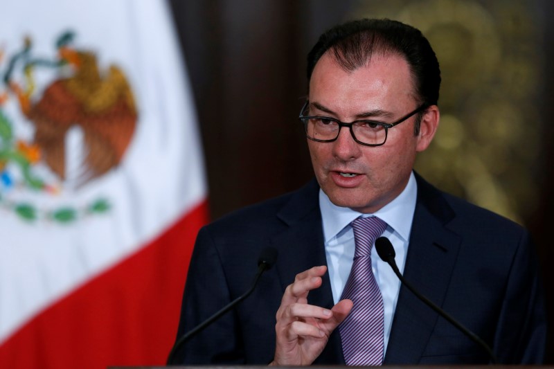 &copy; Reuters.  Luis Videgaray presentará hoy el paquete económico para 2016