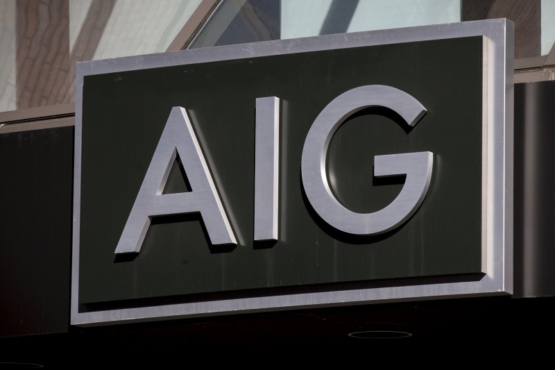&copy; Reuters.  Global insurance giant AIG posted mixed earnings for the second quarter on Monday