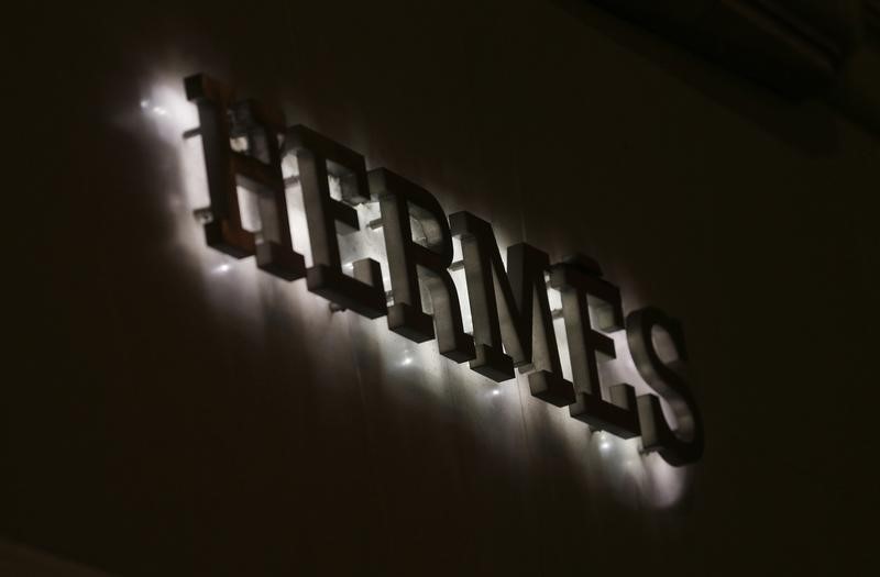 &copy; Reuters.  “هيرميس” تنهي طرح “أدنوك” في سوق أبوظبي بقيمة 2.5 مليار دولار