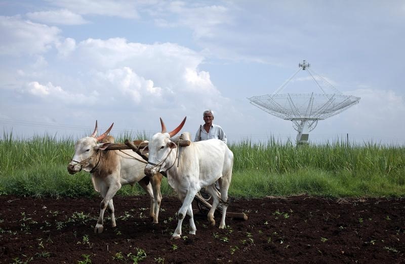 &copy; Reuters.  ग्रामीण इलाकों के व्यापार घाटे को सुधारने का समय आ गया है : जोहो के श्रीधर वेम्बू