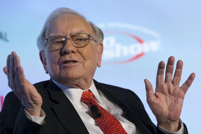 Berkshire, de Buffett, eleva sua participação na Occidental para 16,4%