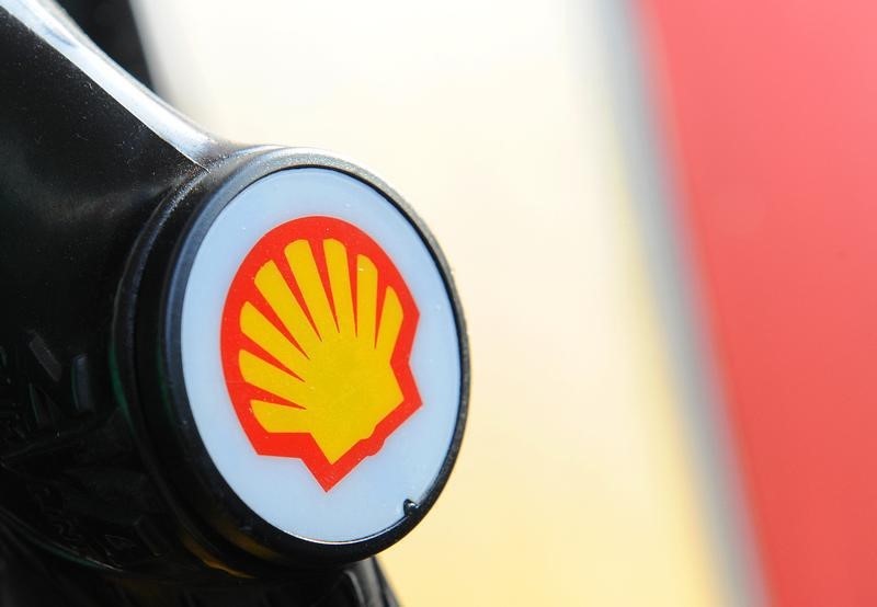 Shell Shares Slide After Third Quarter Profit Warning