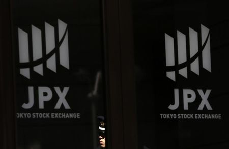 Japan stocks lower at close of trade; Nikkei 225 down 0.58%