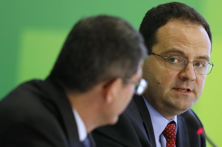 &copy; Reuters.  Economía de Brasil se recuperará en segundo semestre con inversiones: ministro Barbosa