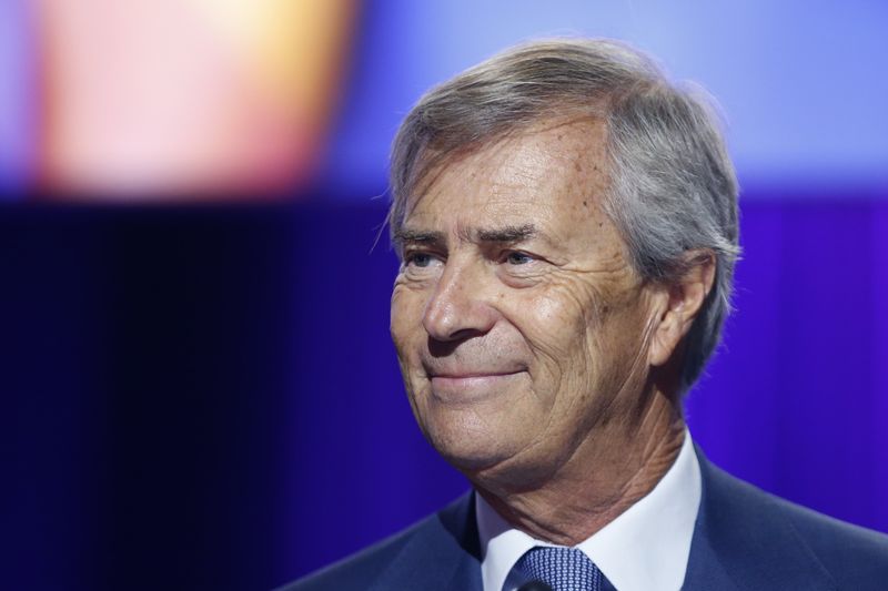 © Reuters. FILE PHOTO: Vincent Bollore, Chairman of the Supervisory Board of media group Vivendi, attends the company's shareholders meeting in Paris