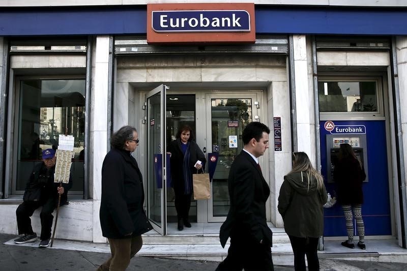 &copy; Reuters.  Greece's Eurobank sells insurance unit to Fairfax for 316 mln euros