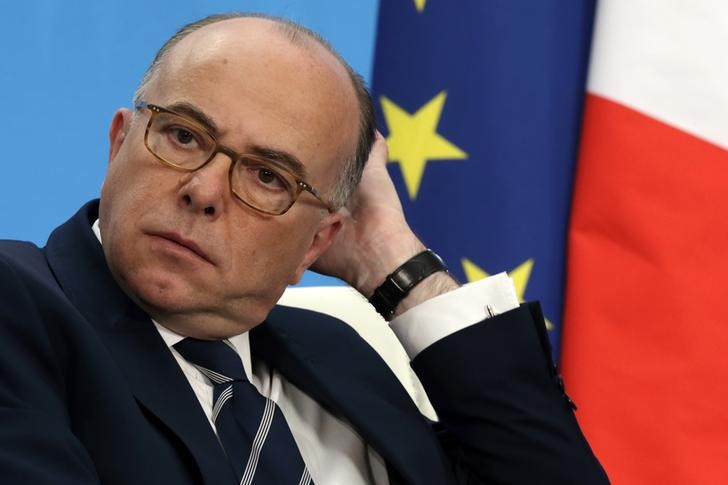 &copy; Reuters.  Bernard Cazeneuve zostanie nowym premierem Francji