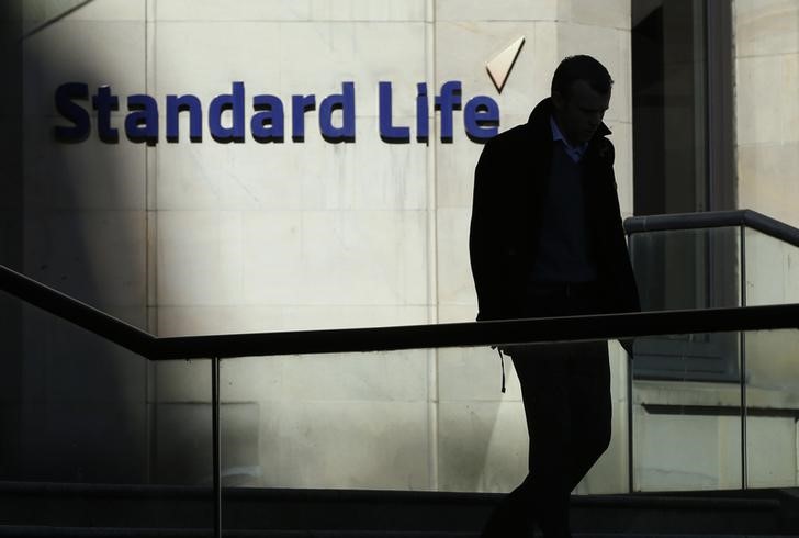 &copy; Reuters.  Standard Life faz acordo para comprar Aberdeen Asset em negócio de 11 bi de libras