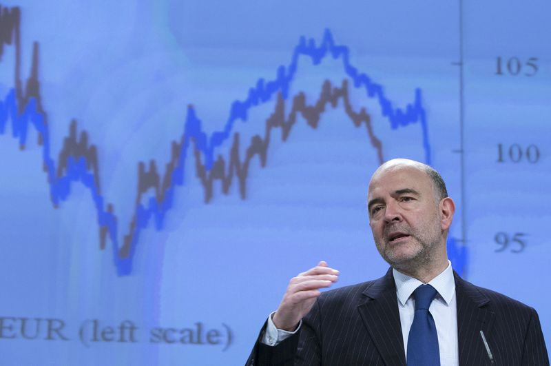 &copy; Reuters.  Moscovici a Roma, dopo Tria, oggi visita in Bankitalia, Confindustria