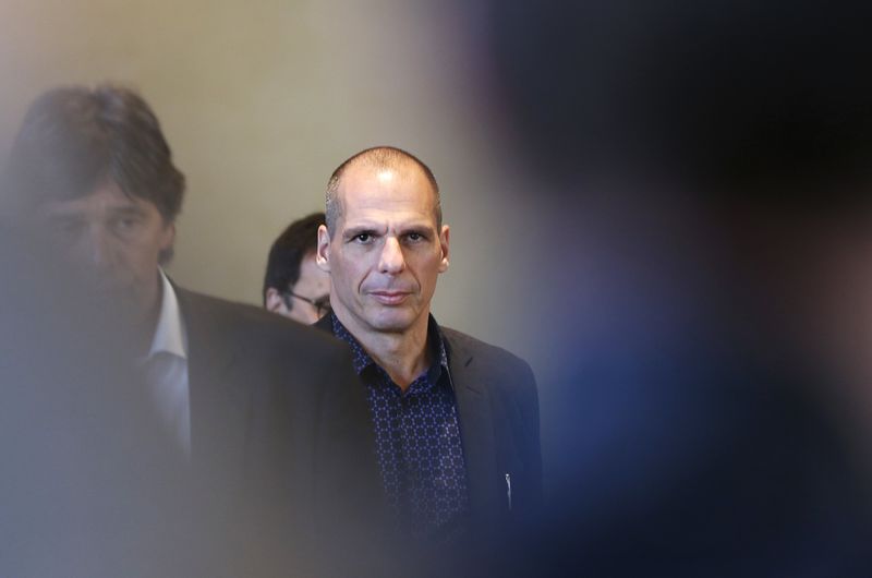 &copy; Reuters.  Varufakis deja la cartera griega de Finanzas tras el triunfo del NO