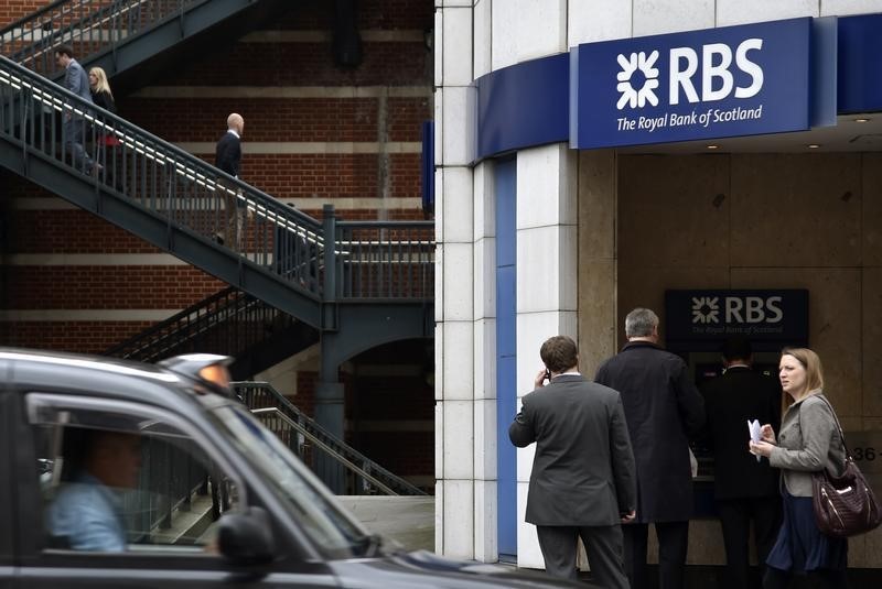 &copy; Reuters.  RBS to relive unpleasant memories as investor lawsuit looms