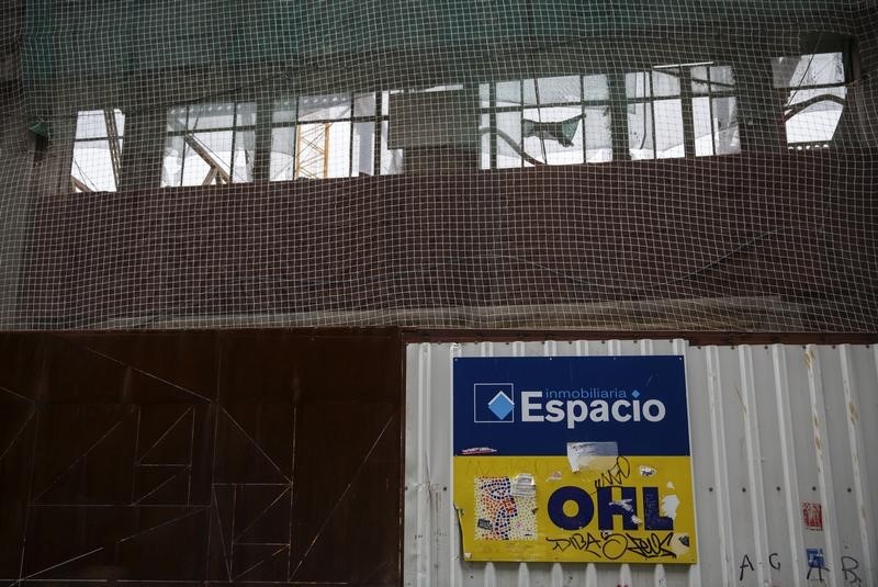 &copy; Reuters.  OHL México investiga sin separar del cargo a directivo relacionado a sobornos