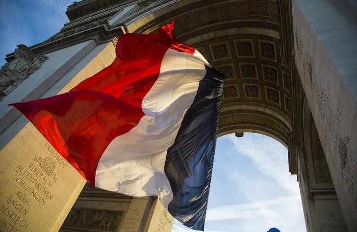 فرنسا تقدم دعما بنحو 100 يورو لنحو 28 مليون مواطن، فما السبب؟