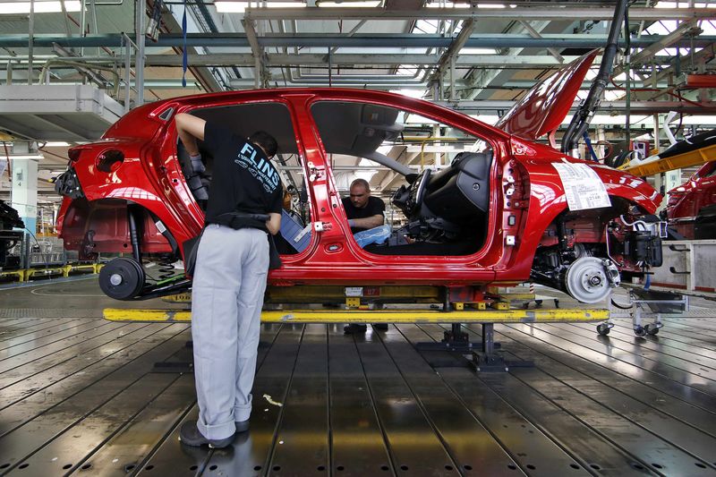 StockBeat: Recovery in Europe's Car Sales Spells Bad News for Automakers