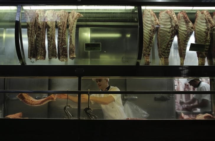 &copy; Reuters.  Hong Kong determina recolhimento de carne brasileira do mercado local