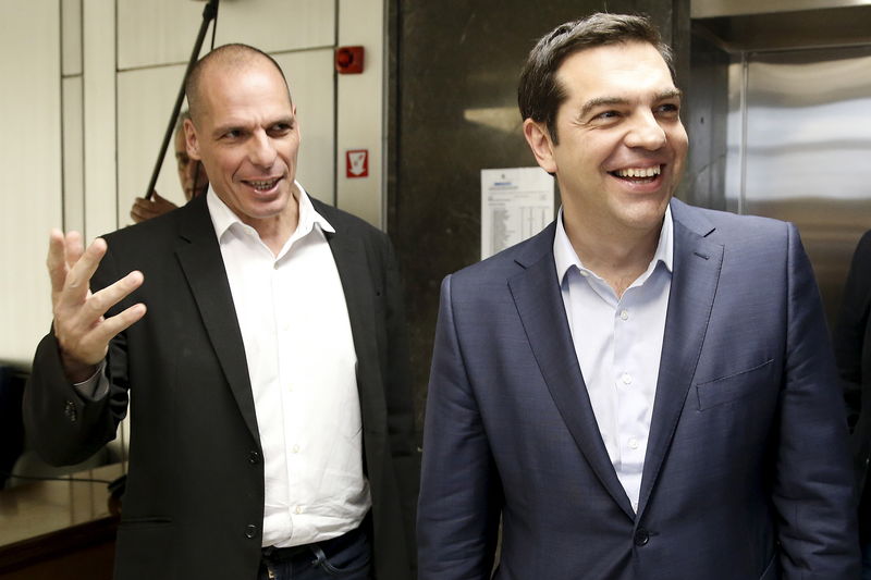 &copy; Reuters.  Gobierno griego dice que "espera" invitación para retomar las negociaciones