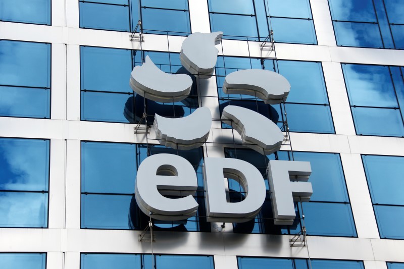 &copy; Reuters.  Elétrica francesa EDF pode vender 6 bi de euros em ativos, diz jornal Les Echos