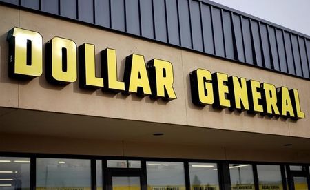 Dollar General Shares Soar 14% on Raised Sales Outlook, Analyst Says Results Should Calm Fears