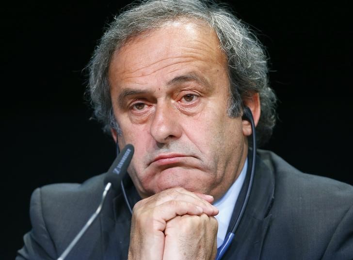 &copy; Reuters.  Platini não é mais o favorito entre apostadores para suceder Blatter na Fifa