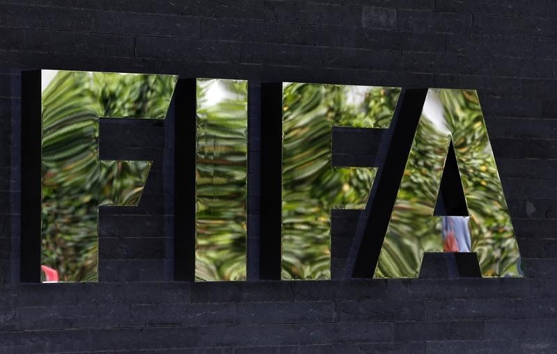 &copy; Reuters.  Soccer-With little enthusiasm, Qatar and FIFA study 2022 World Cup expansion