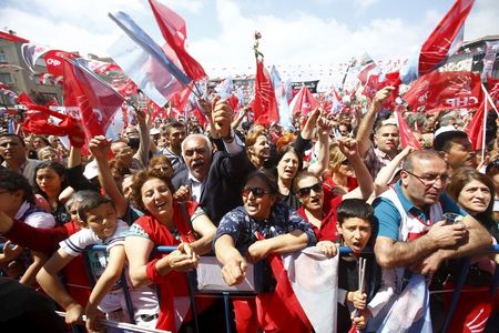 CHP Genel Başkanı Özel: "Mücadele kazanacak"