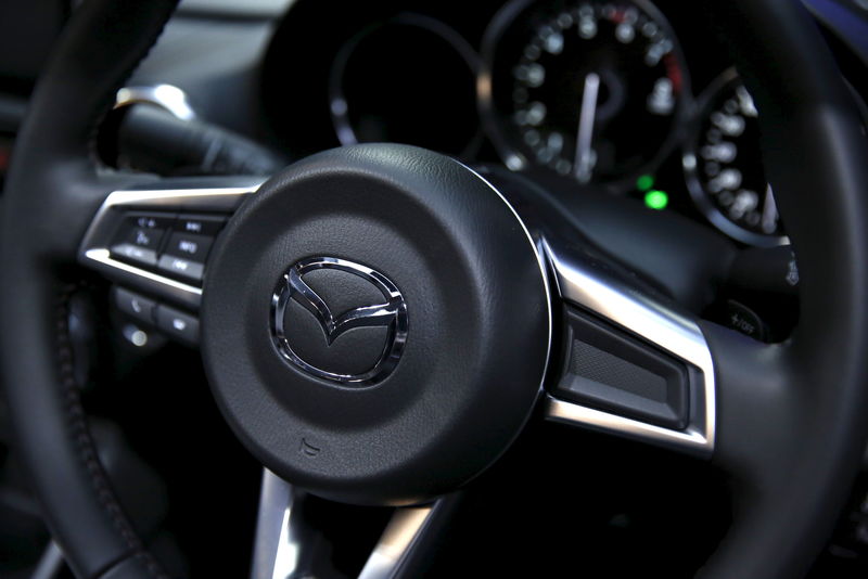 &copy; Reuters.  Mazda ganó 275 millones de euros entre abril y julio, un 24,8 % menos