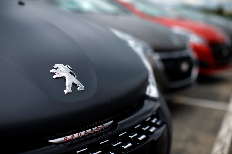 EU Car Sales Fell for 10th Straight Month in May