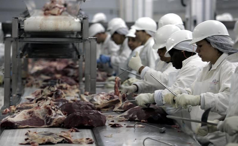&copy; Reuters.  Minerva faz 1º embarque de carne ovina à Arábia Saudita, a partir da Austrália