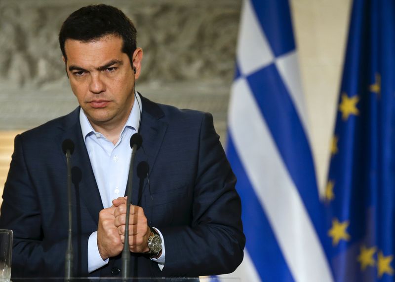 &copy; Reuters.  Greek PM, France's Hollande discuss Greek bailout review, Cyprus