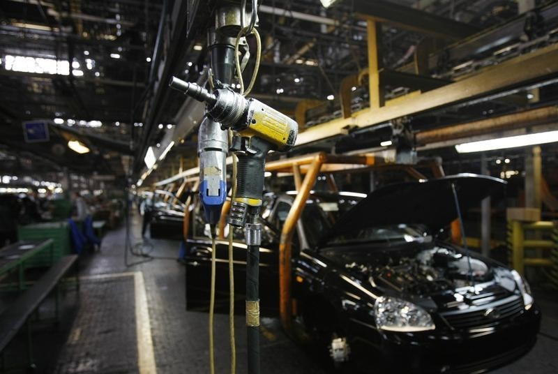 &copy; Reuters.  "GM-АвтоВАЗ" приостановит конвейер на праздники и корпоративный отпуск