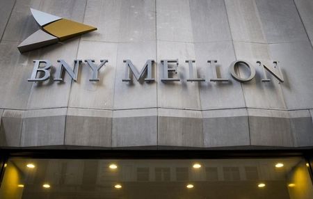 Bank of NY Mellon earnings beat by $0.06, revenue topped estimates