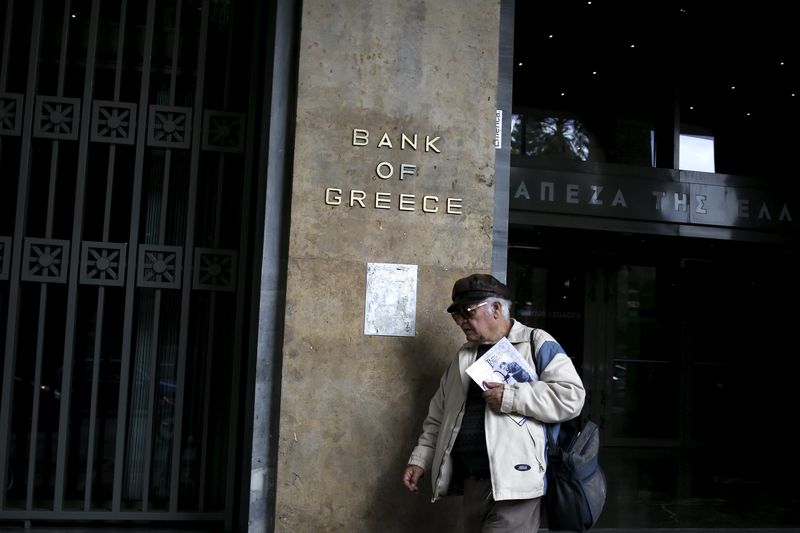 &copy; Reuters.  Ελλάδα: Πράσινο ομόλογο το 2023