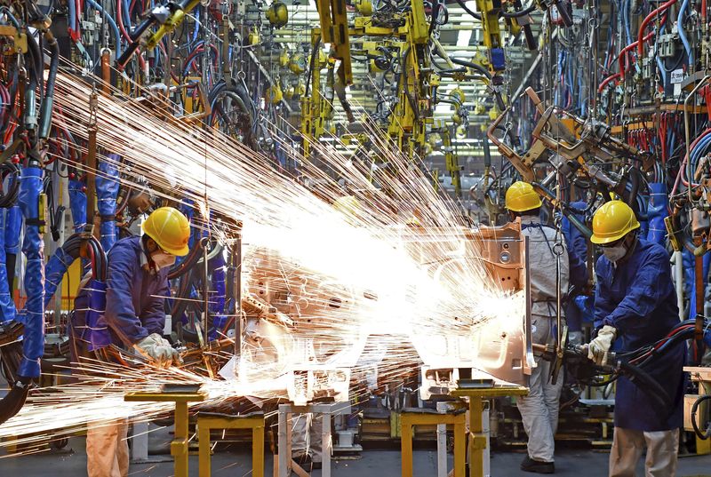 &copy; Reuters.  PMI industrial da China oficial sobe a 50,8 em março e supera expectativas