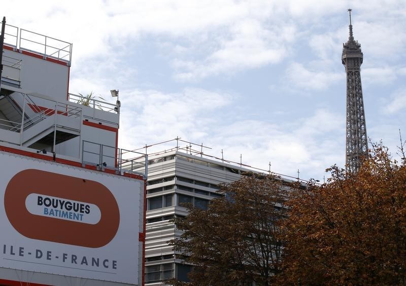 &copy; Reuters.  Conglomerate Bouygues keeps outlook for higher earnings as H1 profits rise