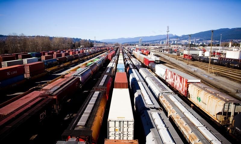 &copy; Reuters.  Canadian Pacific beats on higher crude shipments, cost control