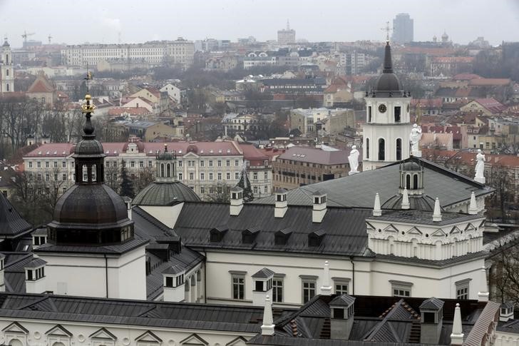 &copy; Reuters.  В 2015 году литовская экономика выросла на 1,6%