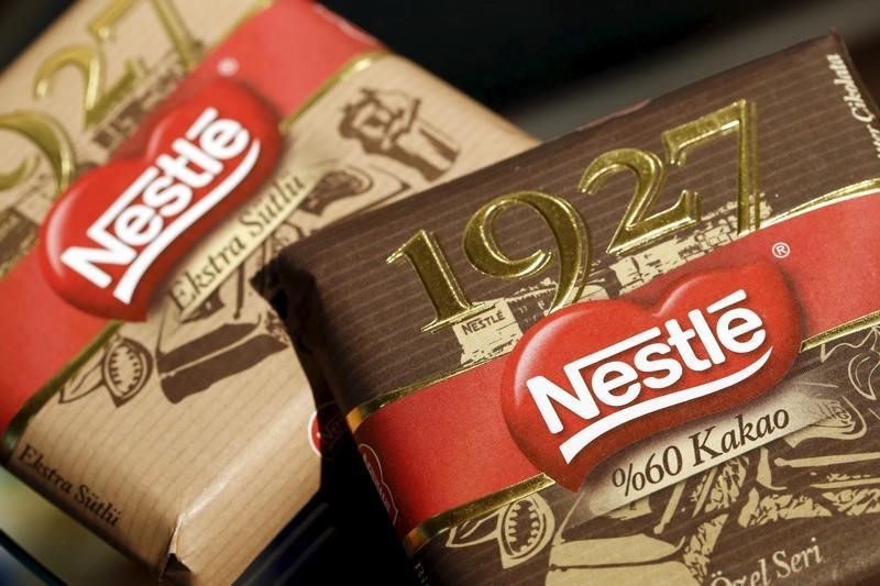 &copy; Reuters.  Health-conscious Nestle sells U.S. candy to Ferrero for $2.8 billion