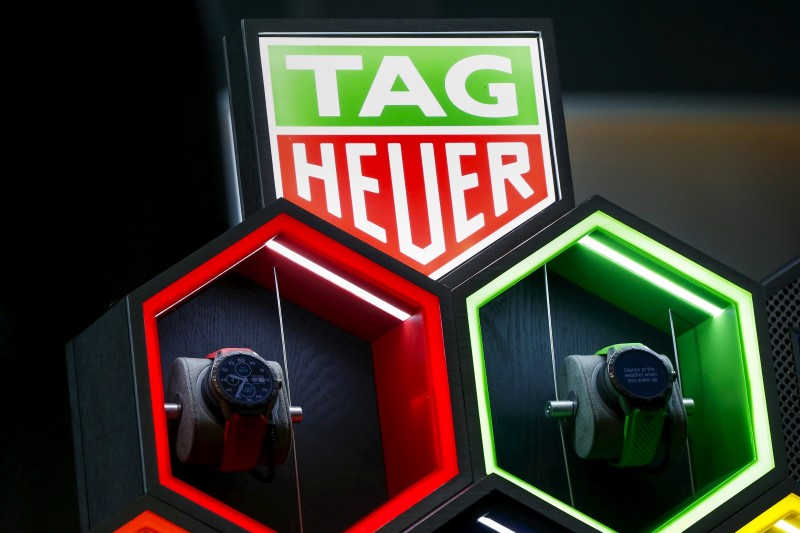 &copy; Reuters.  TAG Heuer watch sales to rise at least 10 percent this year - paper