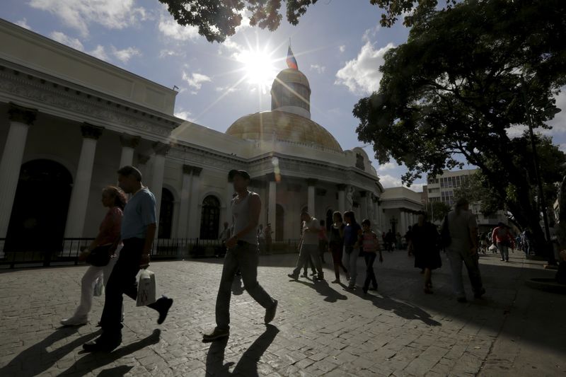 La oposición venezolana ha pedido apoyar la suspensión de la prescripción de los rescates de bonos Por Reuters