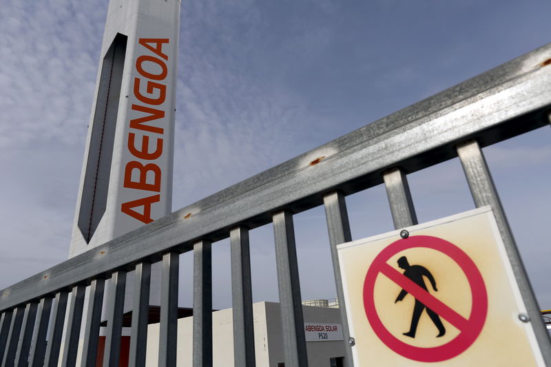 &copy; Reuters.  BRIEF-Abengoa to sell 25 pct of Atlantica Yield with capital gain of about 96 mln euros